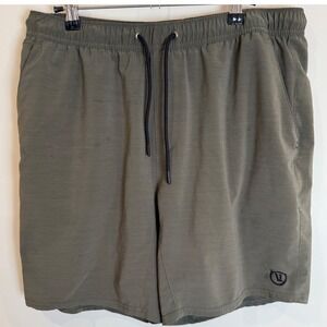 Vuori Cargo Shorts Olive Green Elastic Waist Zip Pocket Mens Size XL